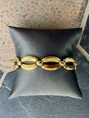 14kt. Yellow Gold Linked Oval Bracelet - Women Jewelry 7.25”